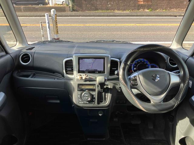 スペーシア Ｇ　両側電動スライドドア　ナビ　ＴＶ　衝突被害軽減システム　オートライト　スマートキー　アイドリングストップ　電動格納ミラー　シートヒーター　ＣＶＴ　盗難防止システム　ＡＢＳ　ＥＳＣ　ＣＤ（2枚目）