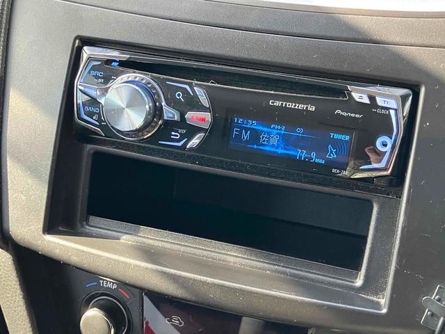 スイフト ＸＧ　オートクルーズコントロール　アルミホイール　オートライト　スマートキー　電動格納ミラー　ＣＶＴ　盗難防止システム　衝突安全ボディ　ＡＢＳ　ＣＤ　ミュージックプレイヤー接続可　エアコン（4枚目）