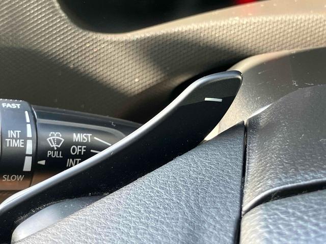 スイフト ＸＧ　オートクルーズコントロール　アルミホイール　オートライト　スマートキー　電動格納ミラー　ＣＶＴ　盗難防止システム　衝突安全ボディ　ＡＢＳ　ＣＤ　ミュージックプレイヤー接続可　エアコン（31枚目）