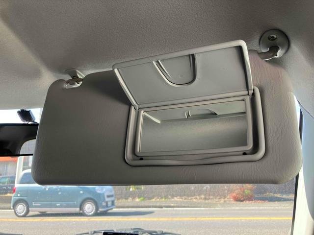 スイフト ＸＧ　オートクルーズコントロール　アルミホイール　オートライト　スマートキー　電動格納ミラー　ＣＶＴ　盗難防止システム　衝突安全ボディ　ＡＢＳ　ＣＤ　ミュージックプレイヤー接続可　エアコン（37枚目）