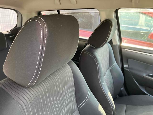 スイフト ＸＧ　オートクルーズコントロール　アルミホイール　オートライト　スマートキー　電動格納ミラー　ＣＶＴ　盗難防止システム　衝突安全ボディ　ＡＢＳ　ＣＤ　ミュージックプレイヤー接続可　エアコン（39枚目）