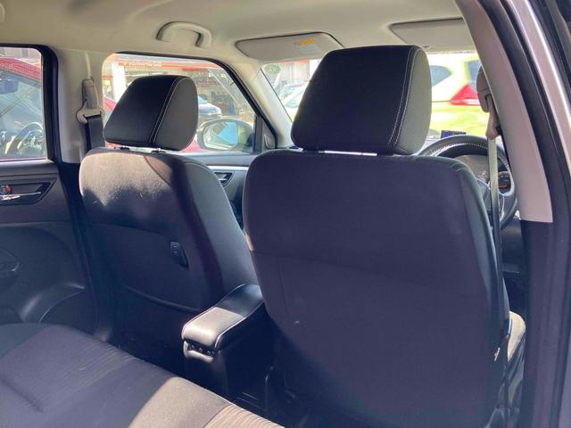 スイフト ＸＧ　オートクルーズコントロール　アルミホイール　オートライト　スマートキー　電動格納ミラー　ＣＶＴ　盗難防止システム　衝突安全ボディ　ＡＢＳ　ＣＤ　ミュージックプレイヤー接続可　エアコン（41枚目）