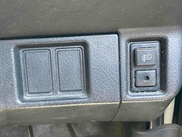 ジムニー ランドベンチャー　４ＷＤ　ＥＴＣ　ＭＴ　ＭＤ　エアコン（7枚目）