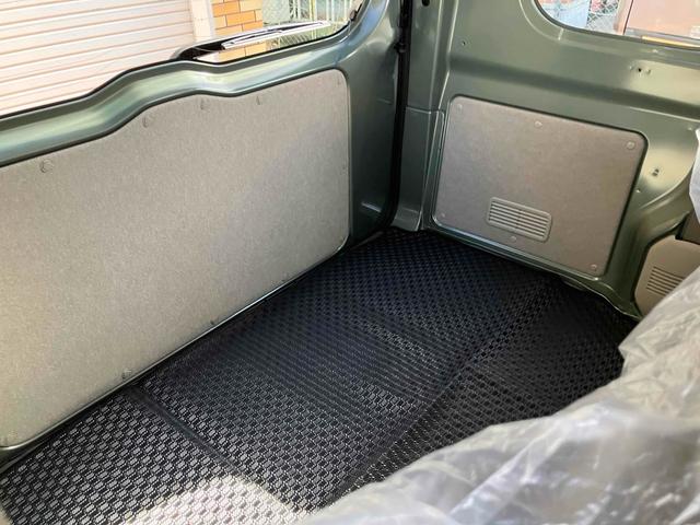 エブリイ ＰＡ　バックカメラ　両側電動スライドドア　ナビ　クリアランスソナー　レーンアシスト　衝突被害軽減システム　オートライト　スマートキー　アイドリングストップ　電動格納ミラー　シートヒーター　ＡＴ　ＡＢＳ（50枚目）