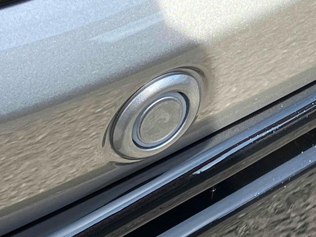 スペーシアカスタム ハイブリッドＸＳターボ　全周囲カメラ　両側電動スライドドア　ナビ　ＴＶ　クリアランスソナー　オートクルーズコントロール　レーンアシスト　衝突被害軽減システム　オートライト　ＬＥＤヘッドランプ　スマートキー（30枚目）