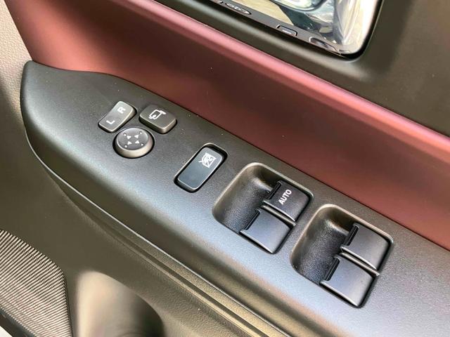 スペーシアカスタム ハイブリッドＸＳターボ　全周囲カメラ　両側電動スライドドア　ナビ　ＴＶ　クリアランスソナー　オートクルーズコントロール　レーンアシスト　衝突被害軽減システム　オートライト　ＬＥＤヘッドランプ　スマートキー（48枚目）