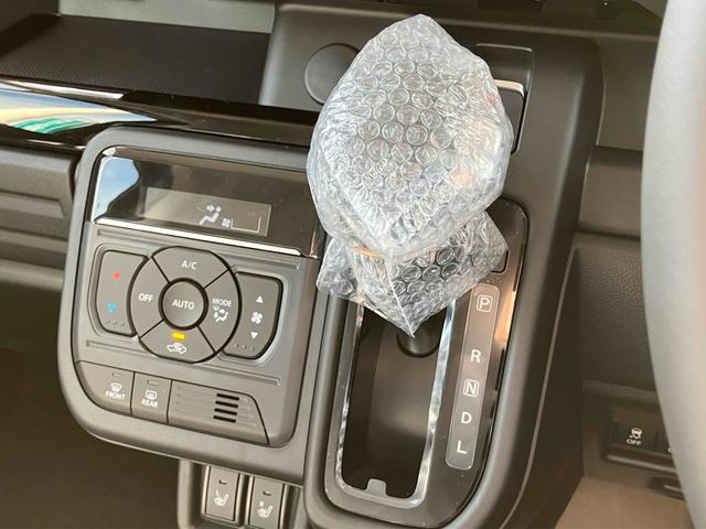 スペーシアカスタム ハイブリッドＸＳ　両側電動スライドドア　クリアランスソナー　オートクルーズコントロール　レーンアシスト　衝突被害軽減システム　オートライト　ＬＥＤヘッドランプ　スマートキー　アイドリングストップ　電動格納ミラー（5枚目）