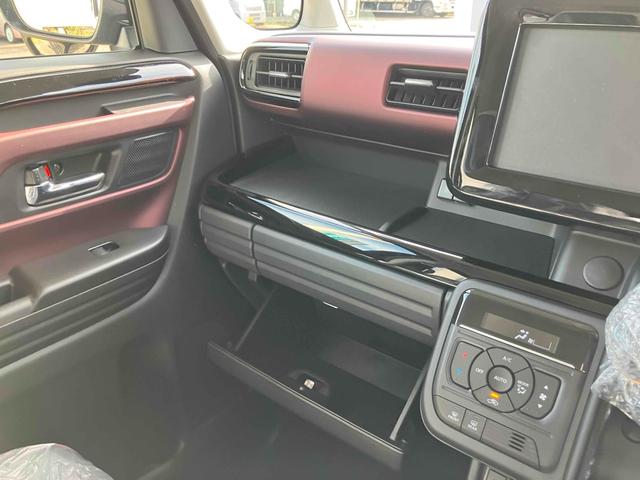 スペーシアカスタム ハイブリッドＸＳ　両側電動スライドドア　クリアランスソナー　オートクルーズコントロール　レーンアシスト　衝突被害軽減システム　オートライト　ＬＥＤヘッドランプ　スマートキー　アイドリングストップ　電動格納ミラー（30枚目）