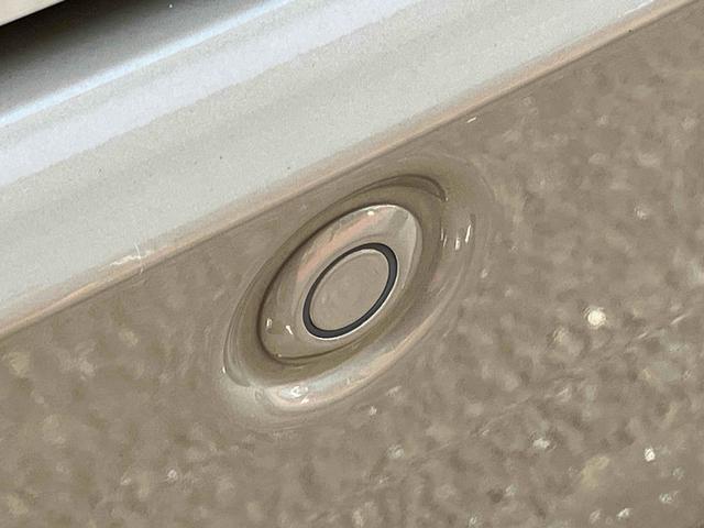 ムーヴキャンバス ＧメイクアップＶＳ　ＳＡＩＩＩ　ＥＴＣ　全周囲カメラ　両側電動スライドドア　ナビ　ＴＶ　衝突被害軽減システム　オートマチックハイビーム　オートライト　ＬＥＤヘッドランプ　スマートキー　アイドリングストップ　電動格納ミラー（21枚目）