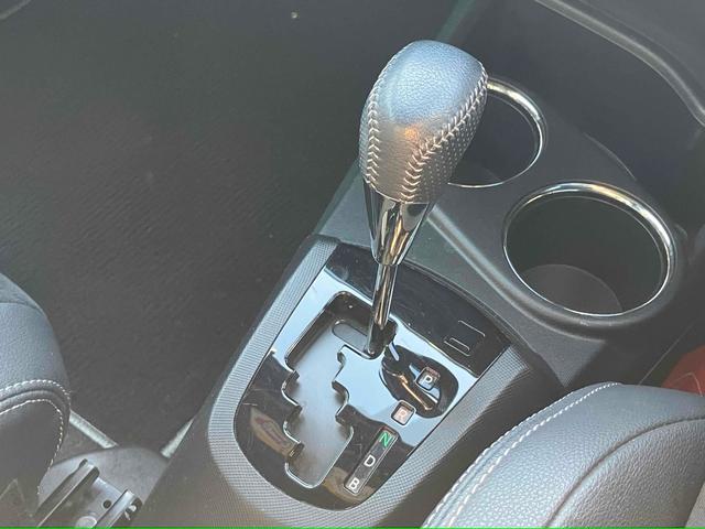 アクア Ｇ　ＧＲスポーツ　ＥＴＣ　バックカメラ　ナビ　ＴＶ　オートクルーズコントロール　レーンアシスト　衝突被害軽減システム　アルミホイール　オートマチックハイビーム　オートライト　ＬＥＤヘッドランプ　スマートキー（7枚目）