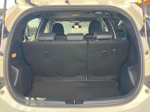 アクア Ｇ　ＧＲスポーツ　ＥＴＣ　バックカメラ　ナビ　ＴＶ　オートクルーズコントロール　レーンアシスト　衝突被害軽減システム　アルミホイール　オートマチックハイビーム　オートライト　ＬＥＤヘッドランプ　スマートキー（19枚目）