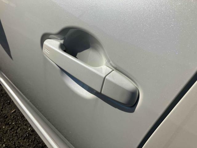 アクア Ｇ　ＧＲスポーツ　ＥＴＣ　バックカメラ　ナビ　ＴＶ　オートクルーズコントロール　レーンアシスト　衝突被害軽減システム　アルミホイール　オートマチックハイビーム　オートライト　ＬＥＤヘッドランプ　スマートキー（29枚目）