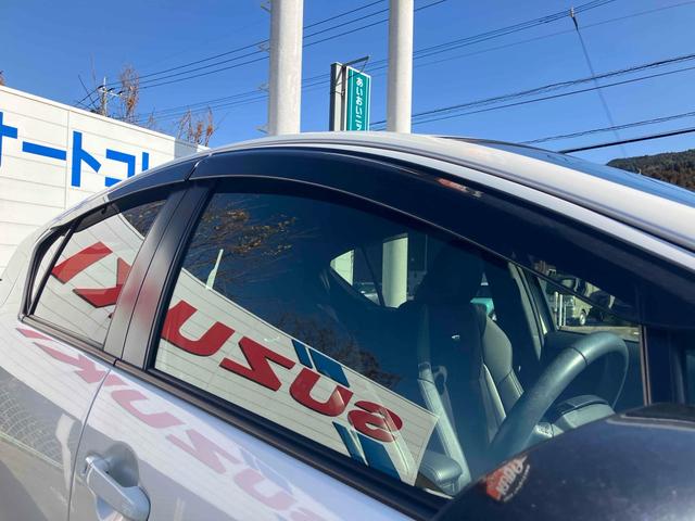 アクア Ｇ　ＧＲスポーツ　ＥＴＣ　バックカメラ　ナビ　ＴＶ　オートクルーズコントロール　レーンアシスト　衝突被害軽減システム　アルミホイール　オートマチックハイビーム　オートライト　ＬＥＤヘッドランプ　スマートキー（35枚目）