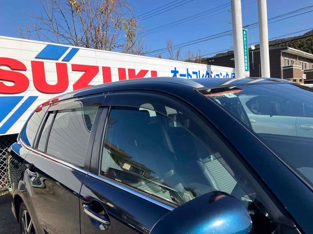 カローラフィールダー ハイブリッドＧ　ダブルバイビー　ＥＴＣ　バックカメラ　ナビ　ＴＶ　オートクルーズコントロール　レーンアシスト　衝突被害軽減システム　アルミホイール　オートマチックハイビーム　オートライト　ＬＥＤヘッドランプ　スマートキー（32枚目）