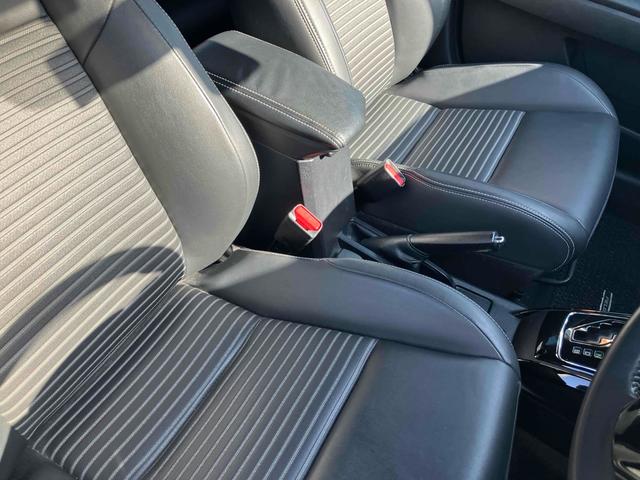 カローラフィールダー ハイブリッドＧ　ダブルバイビー　ＥＴＣ　バックカメラ　ナビ　ＴＶ　オートクルーズコントロール　レーンアシスト　衝突被害軽減システム　アルミホイール　オートマチックハイビーム　オートライト　ＬＥＤヘッドランプ　スマートキー（51枚目）