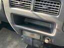 ＴＢ　４ＷＤ　軽トラック　ＭＴ　エアコン　運転席エアバッグ　ＣＤ（26枚目）