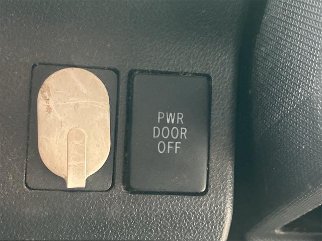 タント カスタムＸ　ＳＡ　ＥＴＣ　両側スライド・片側電動　衝突被害軽減システム　オートライト　ＬＥＤヘッドランプ　スマートキー　アイドリングストップ　電動格納ミラー　ベンチシート　ＣＶＴ　盗難防止システム　ＡＢＳ　ＥＳＣ　ＣＤ（10枚目）