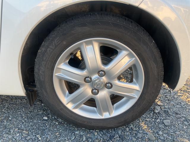 ｉＱ １００Ｇ　レザーパッケージ　ナビ　ＴＶ　アルミホイール　スマートキー　電動格納ミラー　ＣＶＴ　盗難防止システム　衝突安全ボディ　ＡＢＳ　ＥＳＣ　ＣＤ　ＤＶＤ再生　ミュージックプレイヤー接続可　エアコン　パワーステアリング（20枚目）