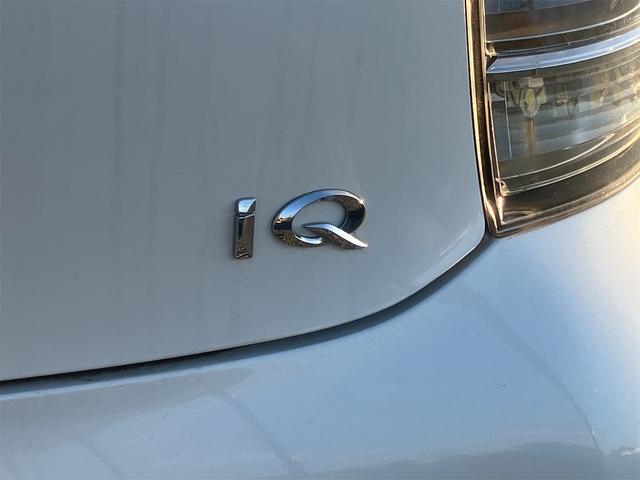 ｉＱ １００Ｇ　レザーパッケージ　ナビ　ＴＶ　アルミホイール　スマートキー　電動格納ミラー　ＣＶＴ　盗難防止システム　衝突安全ボディ　ＡＢＳ　ＥＳＣ　ＣＤ　ＤＶＤ再生　ミュージックプレイヤー接続可　エアコン　パワーステアリング（24枚目）