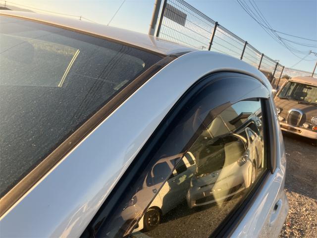 ｉＱ １００Ｇ　レザーパッケージ　ナビ　ＴＶ　アルミホイール　スマートキー　電動格納ミラー　ＣＶＴ　盗難防止システム　衝突安全ボディ　ＡＢＳ　ＥＳＣ　ＣＤ　ＤＶＤ再生　ミュージックプレイヤー接続可　エアコン　パワーステアリング（28枚目）