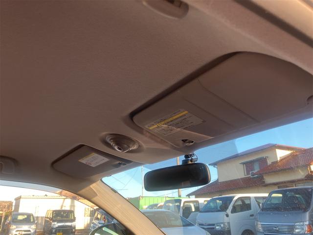 ｉＱ １００Ｇ　レザーパッケージ　ナビ　ＴＶ　アルミホイール　スマートキー　電動格納ミラー　ＣＶＴ　盗難防止システム　衝突安全ボディ　ＡＢＳ　ＥＳＣ　ＣＤ　ＤＶＤ再生　ミュージックプレイヤー接続可　エアコン　パワーステアリング（40枚目）