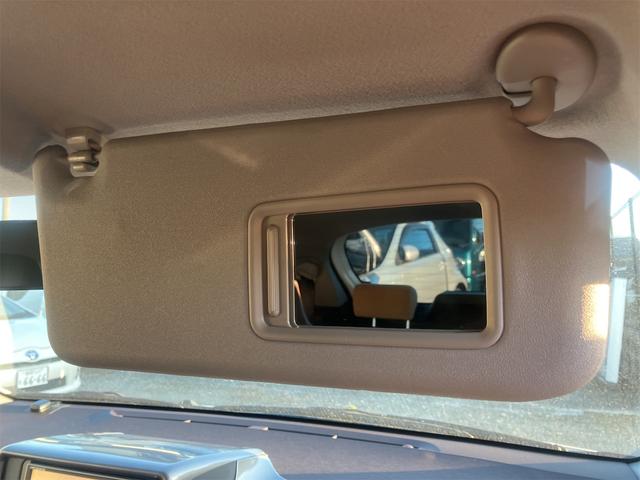 ｉＱ １００Ｇ　レザーパッケージ　ナビ　ＴＶ　アルミホイール　スマートキー　電動格納ミラー　ＣＶＴ　盗難防止システム　衝突安全ボディ　ＡＢＳ　ＥＳＣ　ＣＤ　ＤＶＤ再生　ミュージックプレイヤー接続可　エアコン　パワーステアリング（41枚目）