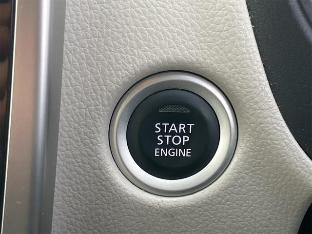 デイズ Ｘ　ＥＴＣ　全周囲カメラ　ナビ　スマートキー　アイドリングストップ　電動格納ミラー　ベンチシート　ＣＶＴ　盗難防止システム　ＡＢＳ　ＣＤ　ＵＳＢ　ミュージックプレイヤー接続可　衝突安全ボディ　エアコン（8枚目）