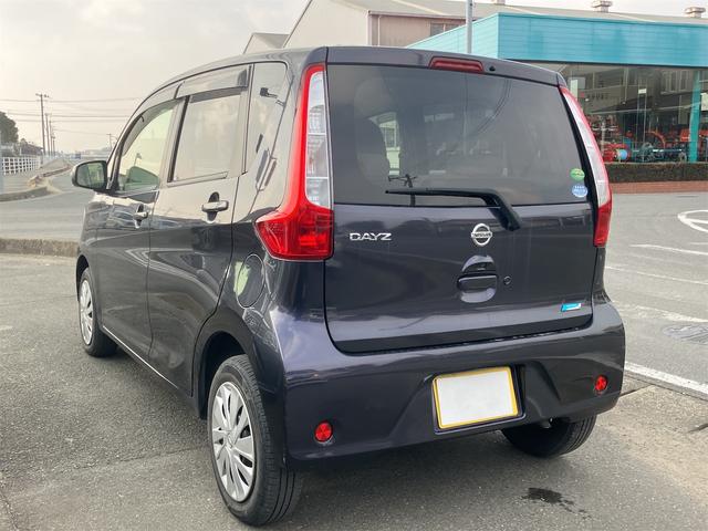 デイズ Ｘ　ＥＴＣ　全周囲カメラ　ナビ　スマートキー　アイドリングストップ　電動格納ミラー　ベンチシート　ＣＶＴ　盗難防止システム　ＡＢＳ　ＣＤ　ＵＳＢ　ミュージックプレイヤー接続可　衝突安全ボディ　エアコン（22枚目）