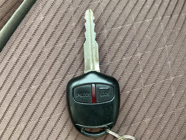 ｅＫワゴン Ｅ　社外ナビ地デジＴＶ　Ｂｌｕｅｔｏｏｔｈ　キーレスエントリー　ＥＴＣ　ベンチシート　電動格納ドアミラー　シートヒーター　横滑り防止装置（9枚目）