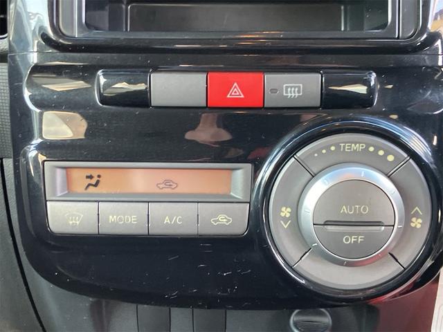 タント カスタムＸ　タイミングチェーン　車検２年付　ＨＩＤヘッドライト　片側電動スライドドア　スマートキー　ＥＴＣ　オートエアコン　ベンチシート　電動格納ドアミラー　純正１４インチＡＷ　純正エアロ（8枚目）