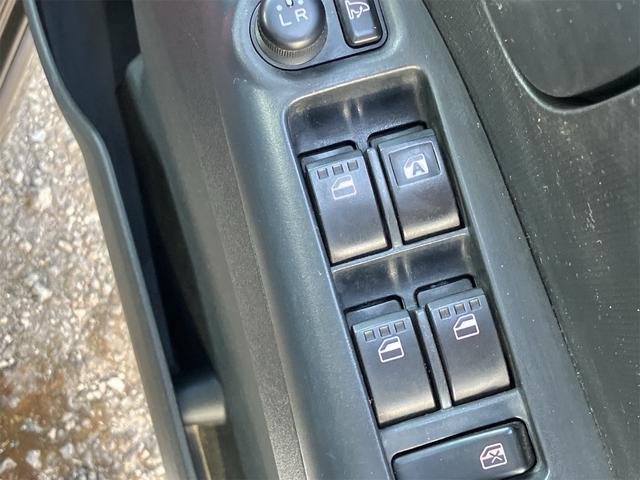 タント カスタムＸ　タイミングチェーン　車検２年付　ＨＩＤヘッドライト　片側電動スライドドア　スマートキー　ＥＴＣ　オートエアコン　ベンチシート　電動格納ドアミラー　純正１４インチＡＷ　純正エアロ（9枚目）