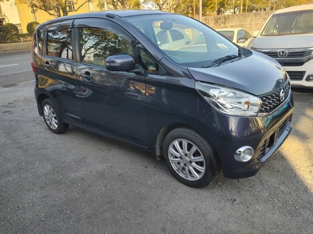 デイズ Ｘ　アラウンドビューモニター　ナビ地デジＴＶ　インテリジェントキー　プッシュスターター　電動格納ドアミラー　ベンチシート　オートエアコン　アイドリングストップ（31枚目）