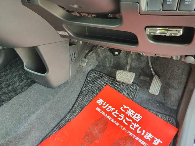 ムーヴ カスタム　Ｘ　ハイパー　タイミングチェーン　アイドリングストップ　ＬＥＤヘッドライト　純正エアロ　スマートキー　プッシュスターター　ＥＴＣ　オートエアコン　電動格納ドアミラー　ベンチシート（7枚目）