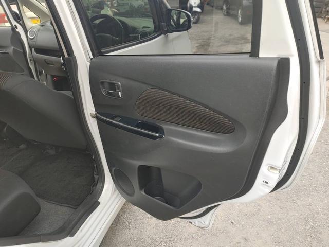 ｅＫワゴン Ｔセーフティパッケージ　ＨＩＤヘッドライト　純正エアロ　アルミ　アラウンドビューモニター　スマートキー　プッシュスターター　ＥＴＣ　オートエアコン　ベンチシート　シートヒーター　衝突軽減ブレーキ　オートマチックハイビーム（24枚目）