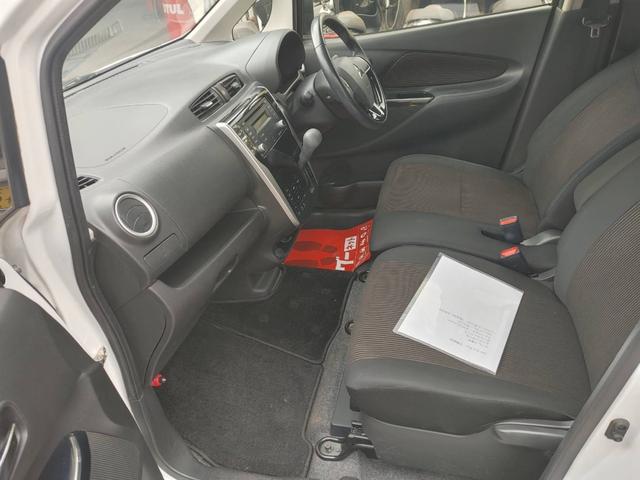 ｅＫワゴン Ｔセーフティパッケージ　ＨＩＤヘッドライト　純正エアロ　アルミ　アラウンドビューモニター　スマートキー　プッシュスターター　ＥＴＣ　オートエアコン　ベンチシート　シートヒーター　衝突軽減ブレーキ　オートマチックハイビーム（31枚目）