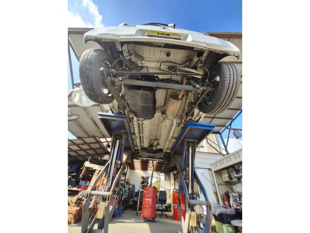 ｅＫワゴン Ｔセーフティパッケージ　ＨＩＤヘッドライト　純正エアロ　アルミ　アラウンドビューモニター　スマートキー　プッシュスターター　ＥＴＣ　オートエアコン　ベンチシート　シートヒーター　衝突軽減ブレーキ　オートマチックハイビーム（41枚目）