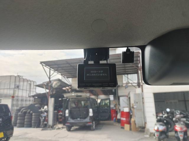 タント Ｘ　ＶＳ　ＳＡＩＩＩ　車検２年付　両側電動スライドドア　ナビ地デジＴＶ　全方位カメラ　Ｂｌｕｅｔｏｏｔｈ　ドライブレコーダー　スマートキー　プッシュスターター　衝突軽減ブレーキ　オートマチックハイビーム（9枚目）