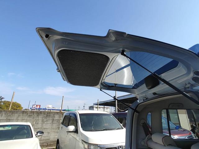 ���X�͉����̔������󂯂��Ă���܂��̂ŁA���C�y�ɂ��₢���킹���������B