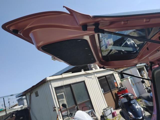 アルトラパン Ｘ　車検２年付　ＥＴＣ　スマートキー　プッシュスタート　ＣＤステレオ　純正アルミ　ウインカーミラー　セキュリティアラーム　プライバシーガラス　電動格納ドアミラー　Ｗエアバッグ　ＡＢＳ　ライトレベライザー（18枚目）