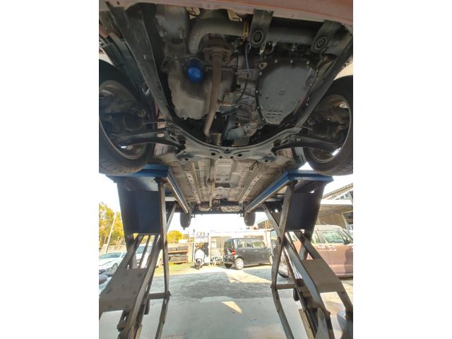 アルトラパン Ｘ　車検２年付　ＥＴＣ　スマートキー　プッシュスタート　ＣＤステレオ　純正アルミ　ウインカーミラー　セキュリティアラーム　プライバシーガラス　電動格納ドアミラー　Ｗエアバッグ　ＡＢＳ　ライトレベライザー（39枚目）