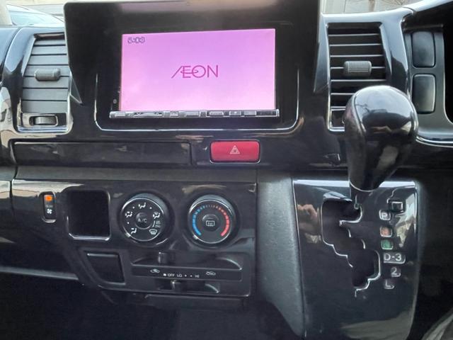 ハイエースバン ロングスーパーＧＬ　ＡＢＳ　Ｗエアバック　エアコン　パワステ　パワーウィンドウ　ナビ　ＣＤ　３０００ｃｃディーゼル車　オートマ車　両側スライドドア（15枚目）