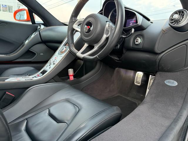 ＭＰ４－１２Ｃスパイダー （9枚目）