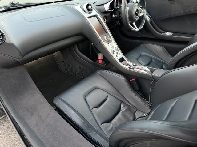 ＭＰ４－１２Ｃスパイダー （12枚目）