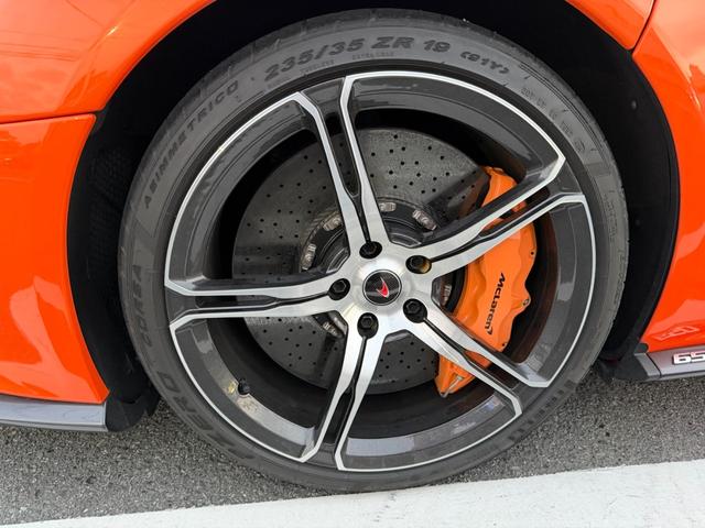 ＭＰ４－１２Ｃスパイダー （17枚目）