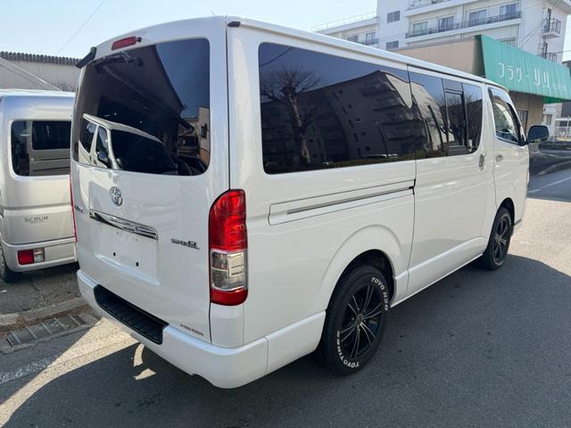 ハイエースバン ロングスーパーＧＬ　３型スーパーＧＬ　ナビＴＶ　フリップダウンモニター　ディーゼル車（4枚目）