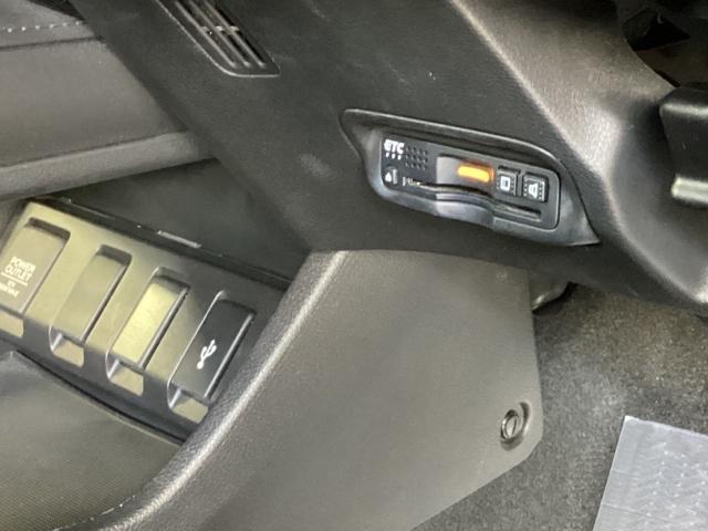 ヴェゼル ハイブリッド・ホンダセンシング メモリーナビ ドラレコ ETC エアバッグ パワーウインドウ LED USB 横滑り防止装置 ドライブレコーダー Rカメラ クルーズコントロール オートエアコン 衝突軽減ブレーキ スマートキー(13枚目)