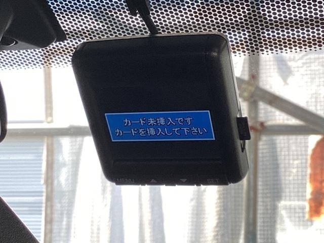 ヴェゼル ハイブリッド・ホンダセンシング メモリーナビ ドラレコ ETC エアバッグ パワーウインドウ LED USB 横滑り防止装置 ドライブレコーダー Rカメラ クルーズコントロール オートエアコン 衝突軽減ブレーキ スマートキー(14枚目)
