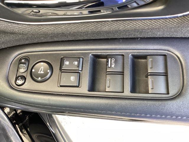 ヴェゼル ハイブリッド・ホンダセンシング メモリーナビ ドラレコ ETC エアバッグ パワーウインドウ LED USB 横滑り防止装置 ドライブレコーダー Rカメラ クルーズコントロール オートエアコン 衝突軽減ブレーキ スマートキー(24枚目)