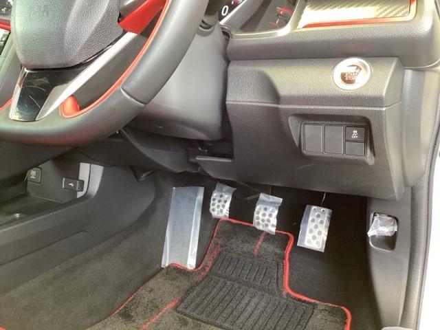 シビック タイプR 純正メモリーナビ ドラレコ リアカメラ スマートキーシステム 整備記録簿 オートクルーズ USB接続 地デジ ETC車載器 フルオートエアコン 盗難防止 キーフリー LED ターボ車 ナビ&TV(15枚目)