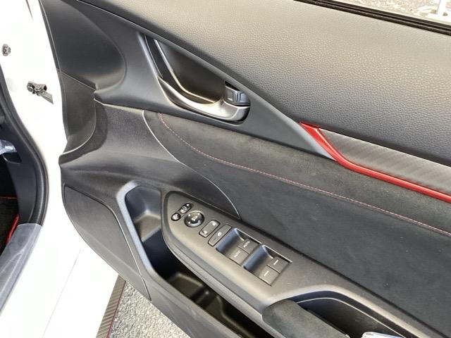 シビック タイプR 純正メモリーナビ ドラレコ リアカメラ スマートキーシステム 整備記録簿 オートクルーズ USB接続 地デジ ETC車載器 フルオートエアコン 盗難防止 キーフリー LED ターボ車 ナビ&TV(55枚目)